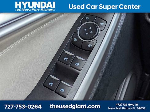 Used 2023 Ford Explorer XLT w/ Equipment Group 202A image 38