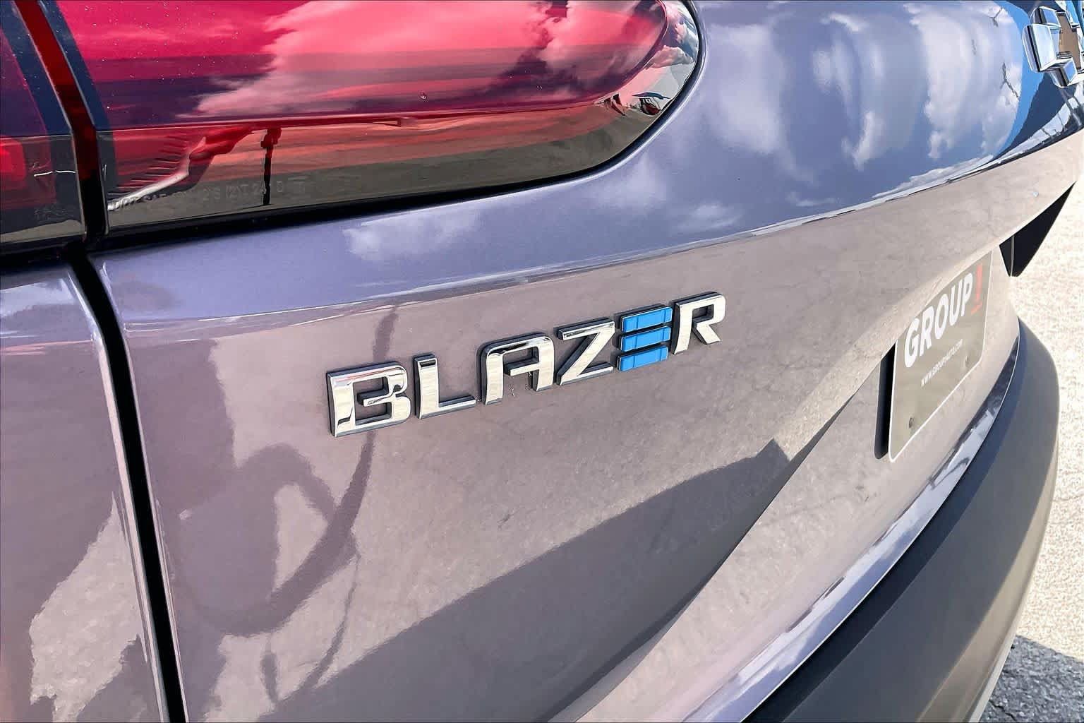 Used 2024 Chevrolet Blazer EV LT AWD/4WD image 29