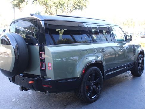 Used 2024 Land Rover Defender 130 X image 7