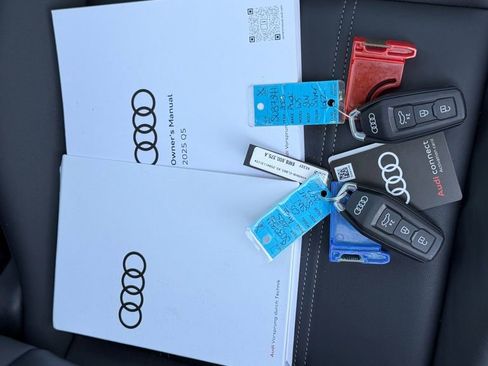 Certified 2025 Audi Q5 Premium w/ Premium Plus AWD/4WD image 6