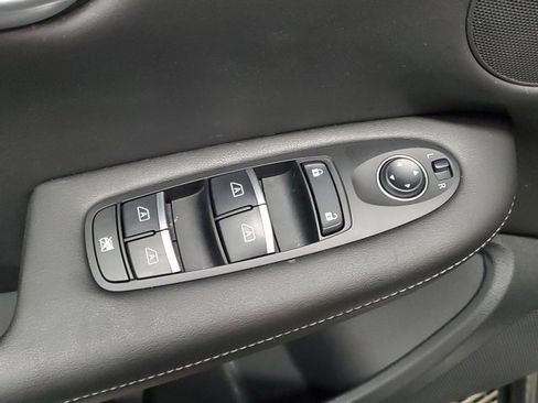 Used 2022 INFINITI QX50 Pure image 17