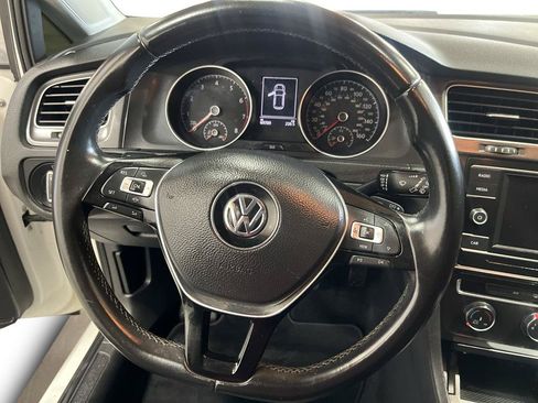 Used 2019 Volkswagen Golf S FWD image 12