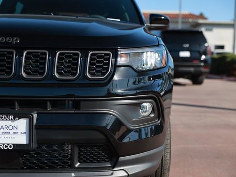 New 2026 Jeep Compass Latitude image 5