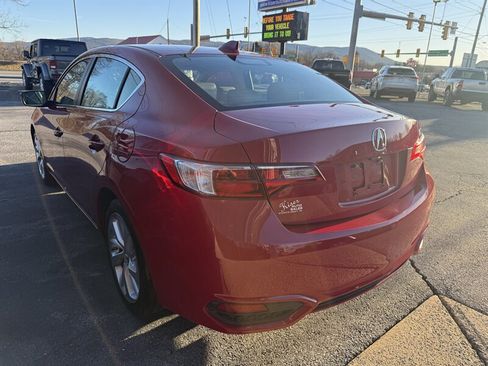 Used 2017 Acura ILX w/ Premium Package image 4