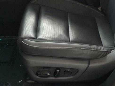 Certified 2025 Lexus RX 450h AWD w/ Convenience Package image 28