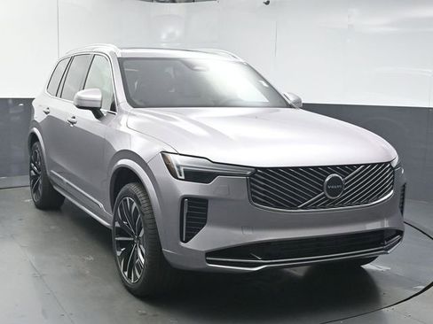 Used 2026 Volvo XC90 T8 Core w/ Protection Package Premier image 2