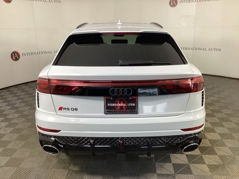 New 2025 Audi RS Q8 performance image 5