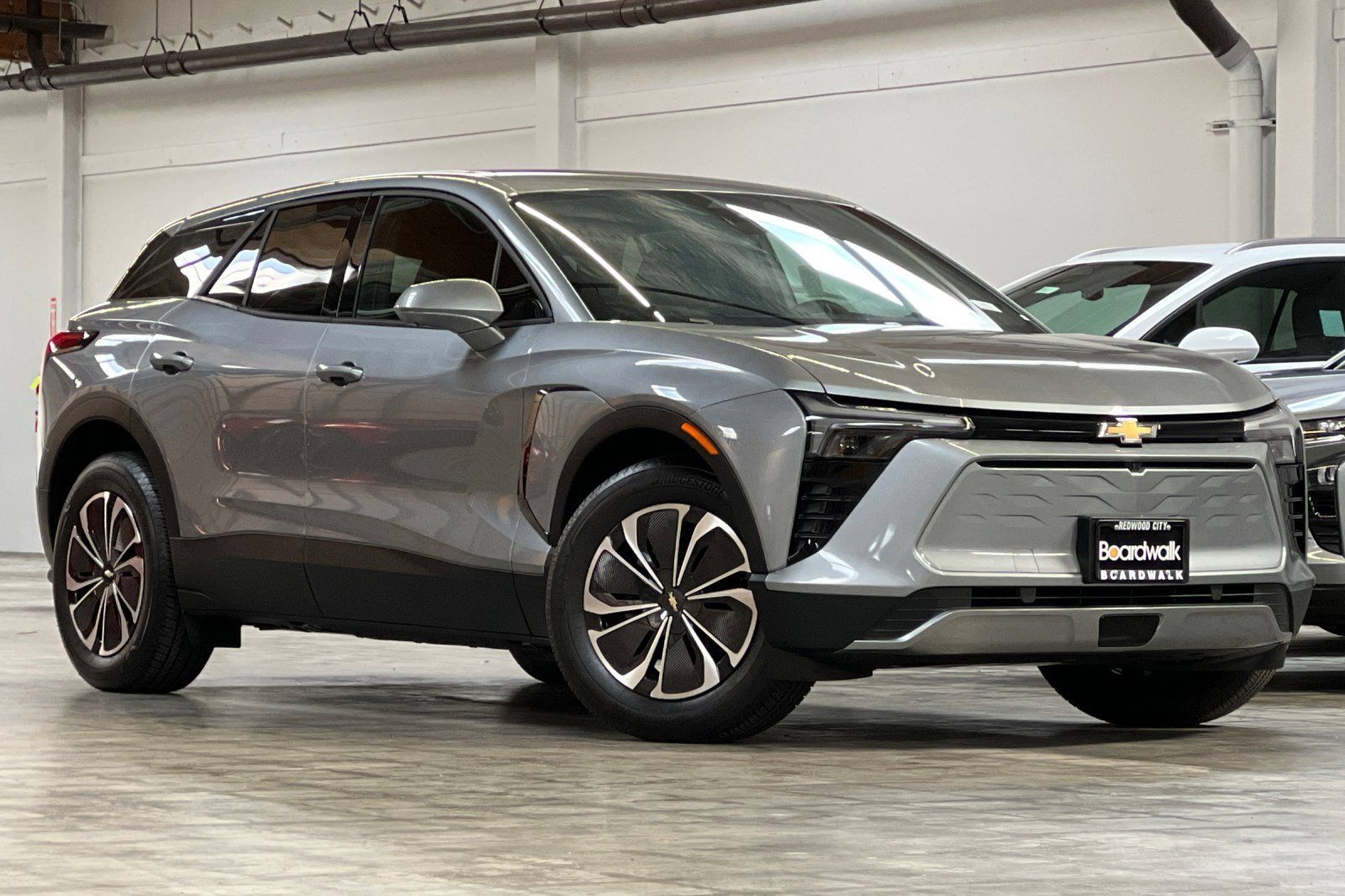 Used 2026 Chevrolet Blazer EV LT FWD image 2