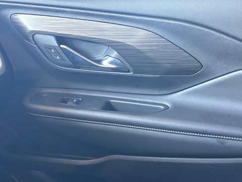 Certified 2024 GMC Terrain SLE w/ Elevation Edition image 30