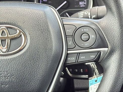 Used 2022 Toyota Camry LE FWD image 22
