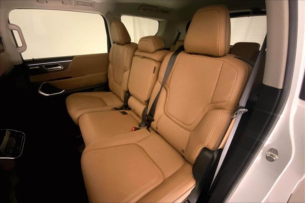 Used 2025 INFINITI QX80 Luxe AWD/4WD image 14