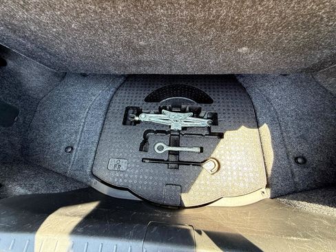 Used 2010 Acura TL image 39