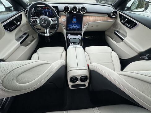 Certified 2023 Mercedes-Benz C 300 4MATIC Sedan image 28