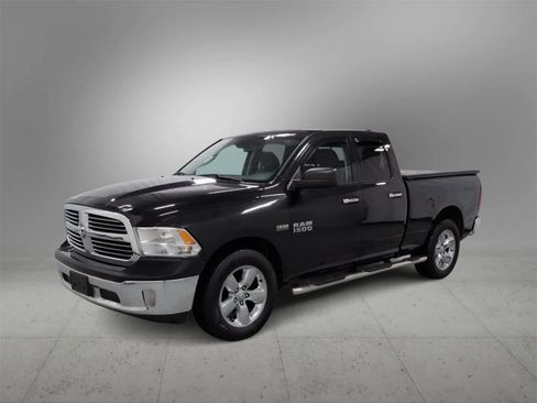 Used 2016 RAM 1500 Big Horn image 4