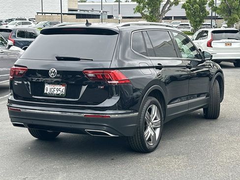 Used 2018 Volkswagen Tiguan SEL Premium image 4
