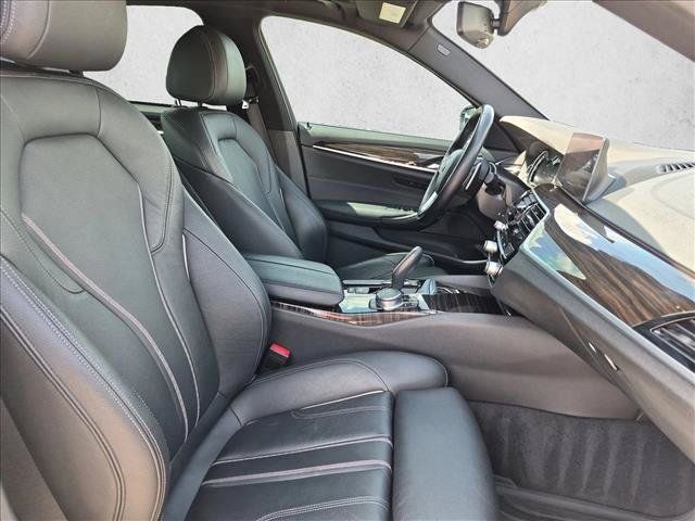Used 2019 BMW 540i xDrive w/ Convenience Package AWD/4WD image 22