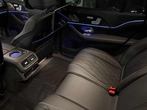 New 2026 Mercedes-Benz Maybach GLS 600 4MATIC image 11