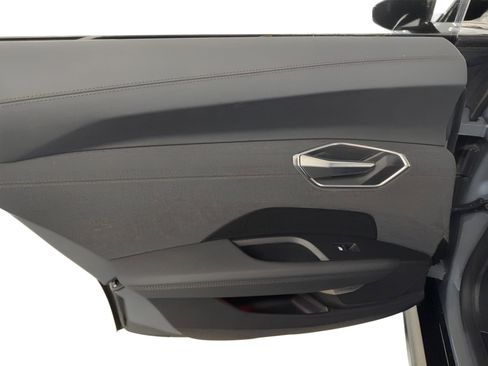 Used 2022 Audi e-tron GT Prestige w/ Prestige Package image 17