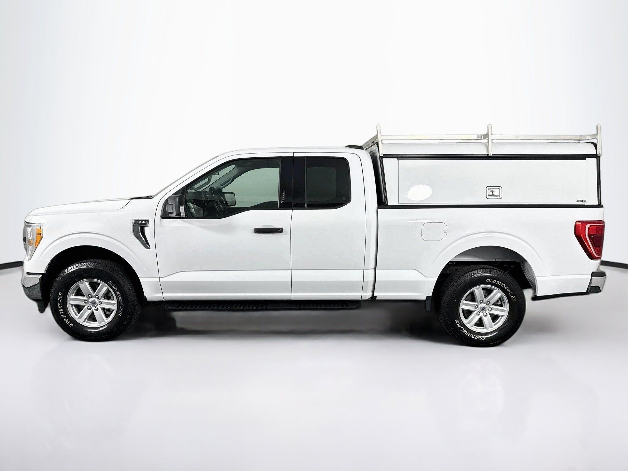 Used 2021 Ford F150 XLT w/ Equipment Group 301A Mid AWD/4WD image 11