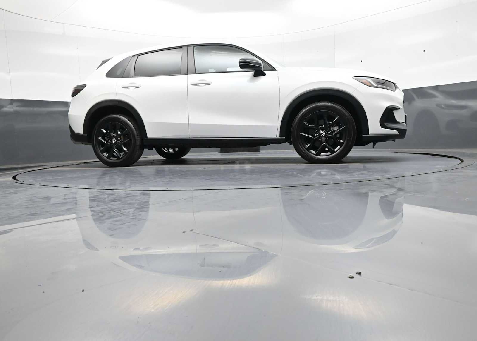 Certified 2024 Honda HR-V Sport image 27