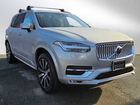 Used 2025 Volvo XC90 B6 Core w/ Protection Package Premier image 15