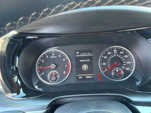 Used 2023 Kia K5 GT FWD image 13