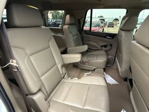 Used 2018 GMC Yukon SLT w/ Premium Edition AWD/4WD image 22