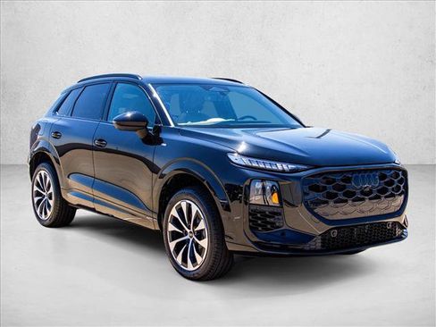 New 2026 Audi Q3 quattro 2.0T AWD/4WD image 3