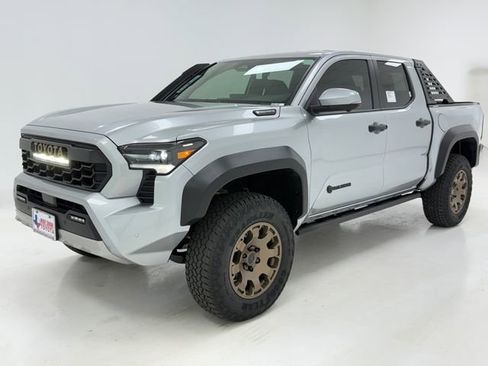 New 2026 Toyota Tacoma 4x4 Double Cab Hybrid image 5