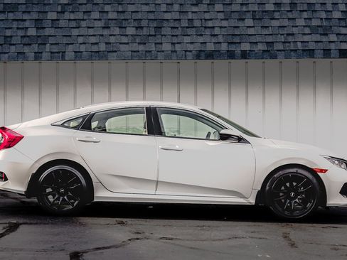 Used 2018 Honda Civic LX image 7