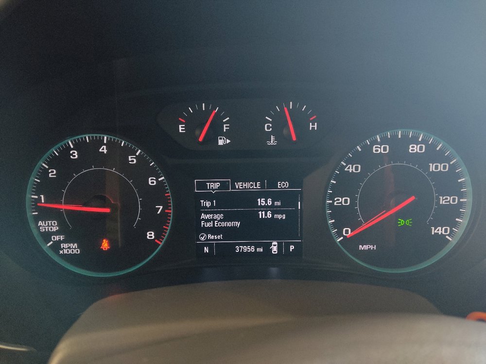 Used 2025 Chevrolet Malibu LT FWD image 23