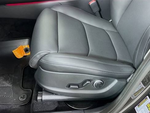 Used 2026 Genesis GV70 2.5T image 20