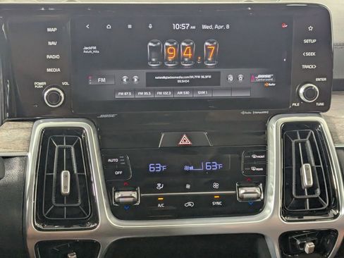 Used 2022 Kia Sorento SX Prestige w/ Rust Color Package image 18