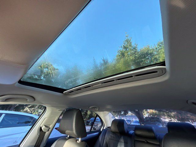 Used 2017 Volkswagen Jetta SE FWD image 13