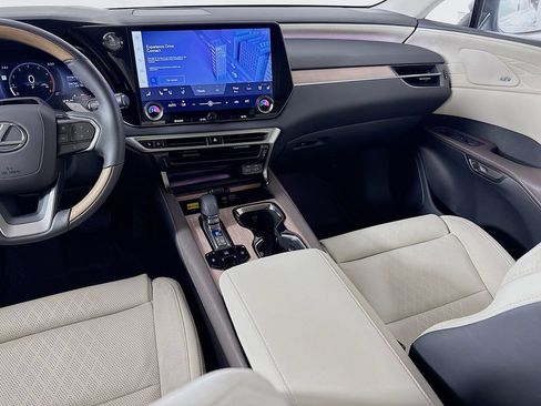 Certified 2025 Lexus RX 350 FWD w/ Convenience Package image 24