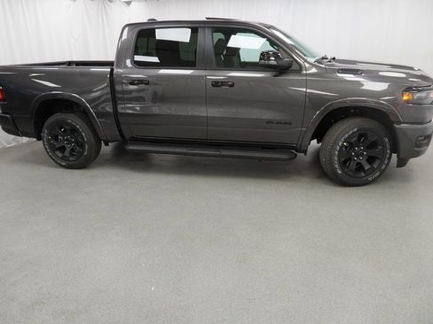 New 2026 RAM 1500 Big Horn AWD/4WD image 9