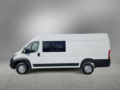 Used 2025 RAM ProMaster 3500 w/ Crew Van Package image 6
