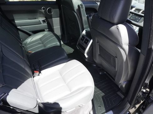 Used 2016 Land Rover Range Rover Sport HSE AWD/4WD image 26