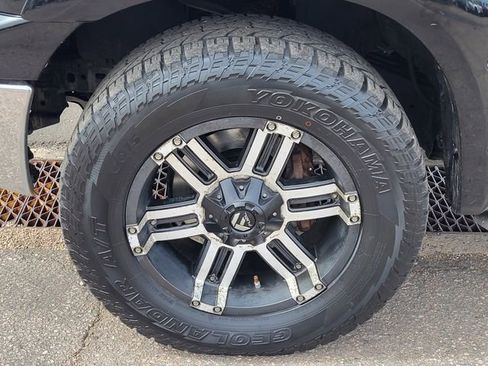 Used 2011 Toyota Tundra Limited image 10