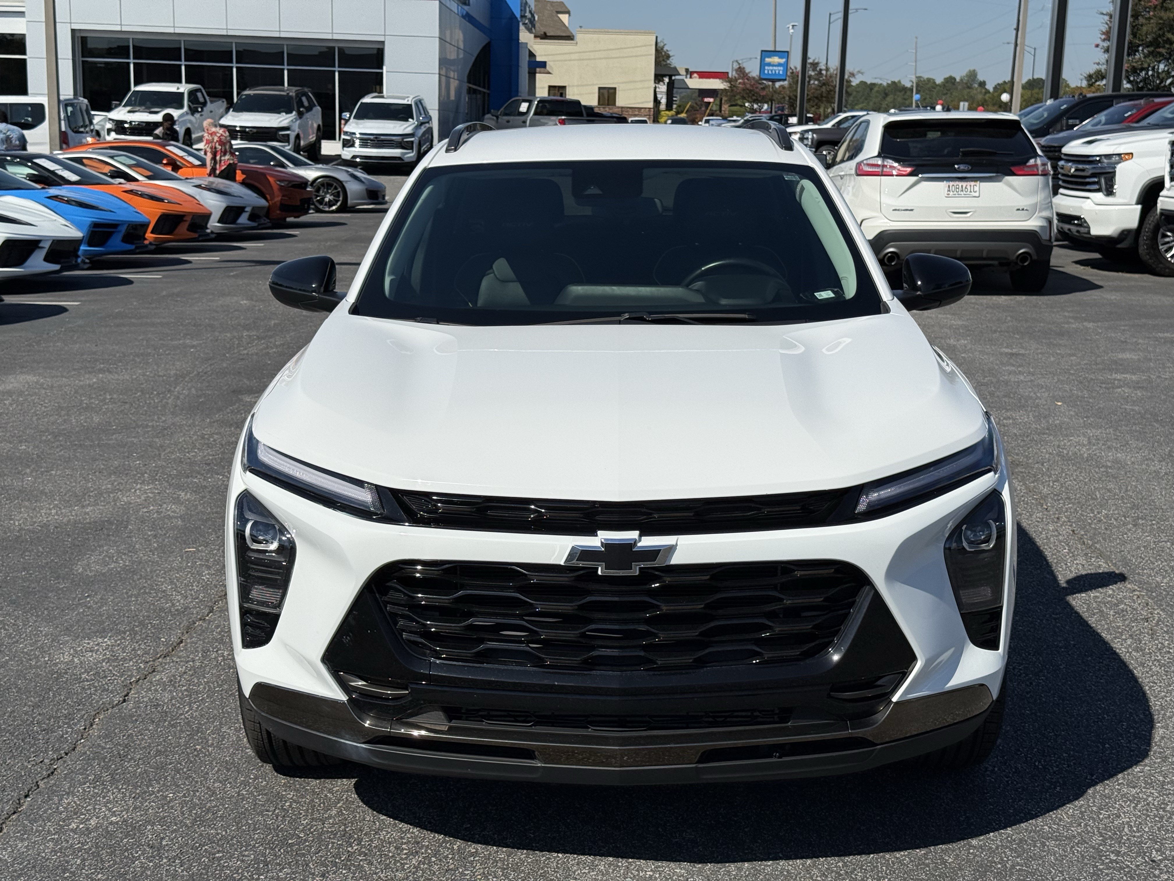 Used 2024 Chevrolet Trax ACTIV FWD image 3