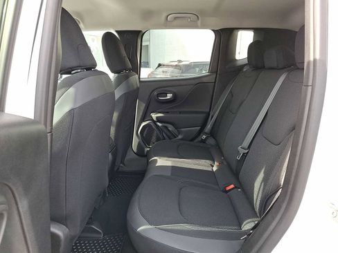 Used 2023 Jeep Renegade Altitude w/ Convenience Group I image 29