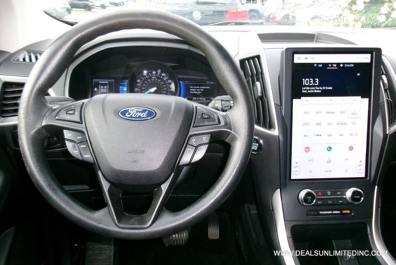 Used 2023 Ford Edge SE AWD/4WD image 10