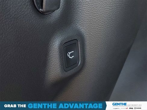 New 2026 Jeep Compass Limited image 8