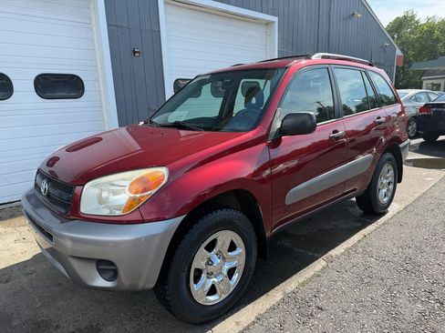 Used 2005 Toyota RAV4 2WD image 1