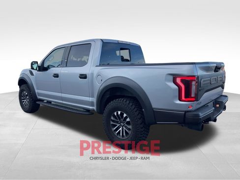 Used 2019 Ford F150 Raptor w/ Equipment Group 801A Mid image 10