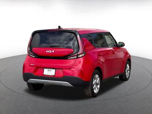Used 2025 Kia Soul LX w/ LX Technology Package image 14