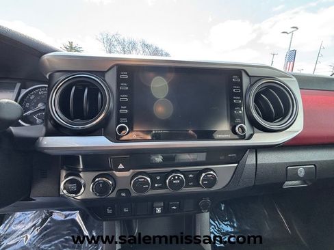 Used 2023 Toyota Tacoma SR5 w/ Technology Package AWD/4WD image 9