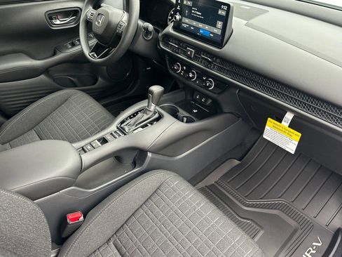 New 2026 Honda HR-V LX image 17