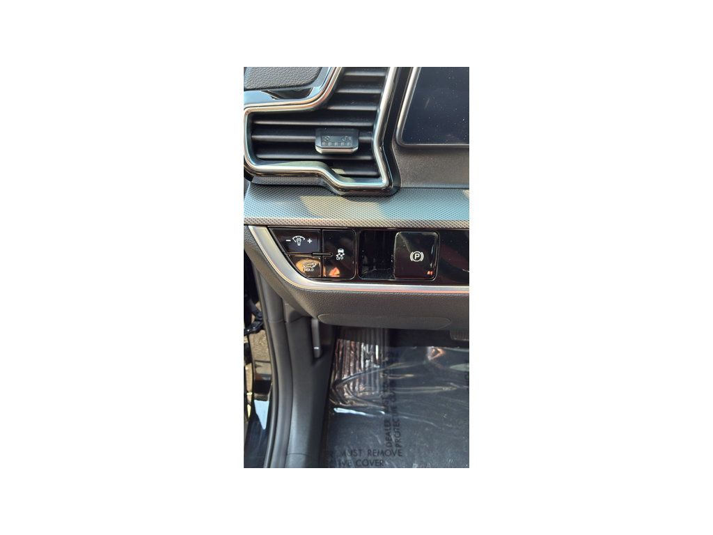 Used 2024 Kia Sportage SX AWD/4WD image 27