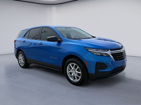 Used 2024 Chevrolet Equinox LS w/ LPO, Floor Liner Package image 7